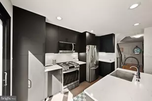 12091 Edgemere Cir, Reston, VA 20190 - Photo 13