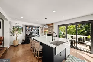 12091 Edgemere Cir, Reston, VA 20190 - Photo 11