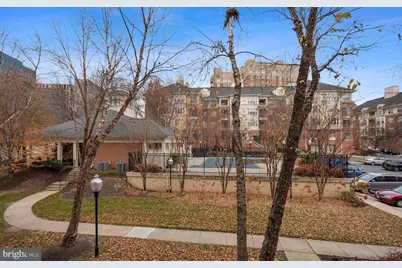 1860 Stratford Park Place #201, Reston, VA 20190 - Photo 31