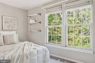 1657 Fieldthorn Dr, Reston, VA 20194 - Photo 21