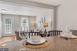 1657 Fieldthorn Dr, Reston, VA 20194 - Photo 11