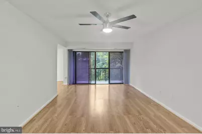 9743 Kings Crown Court #201, Fairfax, VA 22031 - Photo 11