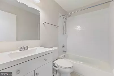 5416 New London Park Drive, Fairfax, VA 22032 - Photo 21