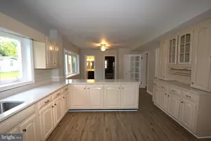 6933 Tyndale St, McLean, VA 22101 - Photo 19