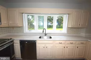 6933 Tyndale St, McLean, VA 22101 - Photo 21