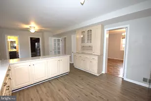 6933 Tyndale St, McLean, VA 22101 - Photo 17