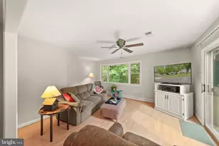 13127 Madonna Ln, Fairfax, VA 22033 - Photo 25