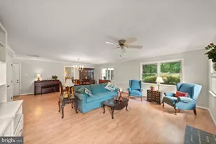 13127 Madonna Ln, Fairfax, VA 22033 - Photo 19