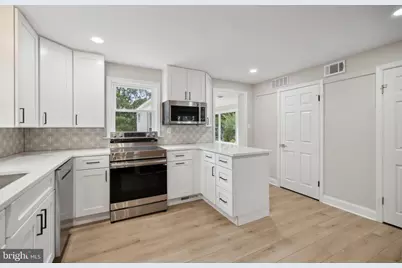 6712 S Benson Drive, Alexandria, VA 22306 - Photo 9