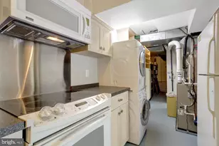 7413 Rebecca Dr, Alexandria, VA 22307 - Photo 53