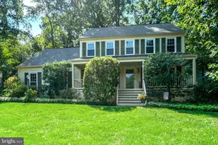 6812 Bluecurl Cir, Springfield, VA 22152 - Photo 5