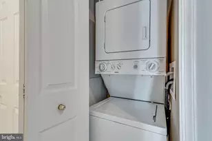6015 Curtier Dr, Alexandria, VA 22310 - Photo 11