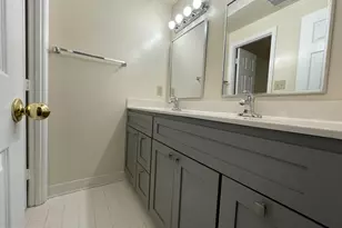 5931 Sir Cambridge Way, Alexandria, VA 22315 - Photo 9