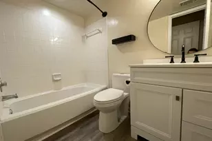 5931 Sir Cambridge Way, Alexandria, VA 22315 - Photo 11