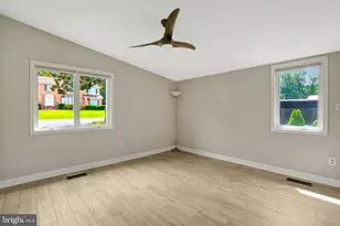 7113 Carol Ln, Falls Church, VA 22042 - Photo 21