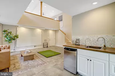 7113 Carol Lane, Falls Church, VA 22042 - Photo 7
