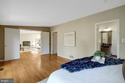 7113 Carol Lane, Falls Church, VA 22042 - Photo 15
