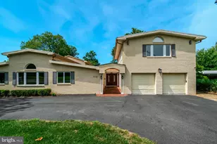 7113 Carol Ln, Falls Church, VA 22042 - Photo 1