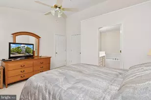 12789 Fair Crest Ct, Fairfax, VA 22033 - Photo 17