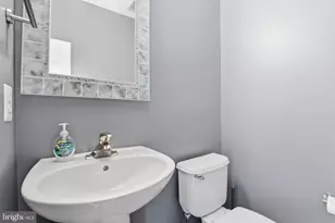 12880 Fair Valley Ct, Fairfax, VA 22033 - Photo 15