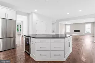 7223 Pine Dr, Annandale, VA 22003 - Photo 19