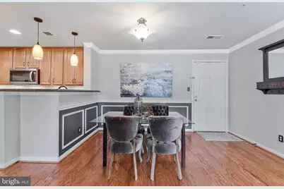 3175 Summit Drive #5-B9, Oakton, VA 22124 - Photo 9