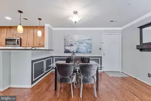 3175 Summit Dr, Oakton, VA 22124 - Photo 9