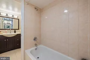 623 Center St, Herndon, VA 20170 - Photo 19