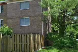 9926 Lakepointe Ct, Burke, VA 22015 - Photo 41