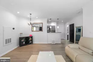 12919 Alton Square, Herndon, VA 20170 - Photo 7