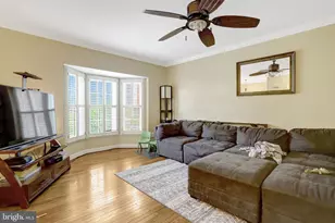 6307 Crooked Oak Ln, Falls Church, VA 22042 - Photo 5