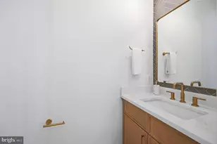 906 Hillcrest Dr SW, Vienna, VA 22180 - Photo 39