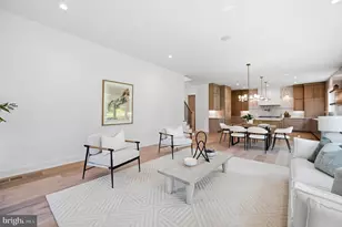 906 Hillcrest Dr SW, Vienna, VA 22180 - Photo 25