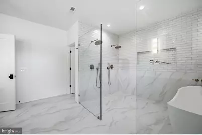 906 Hillcrest Drive SW, Vienna, VA 22180 - Photo 59