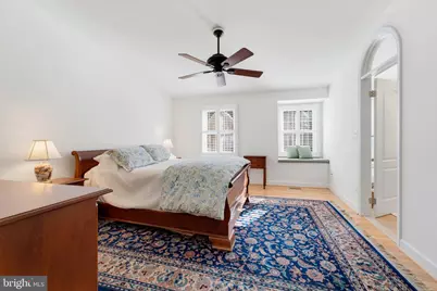 8020 Merry Oaks Court, Vienna, VA 22182 - Photo 9