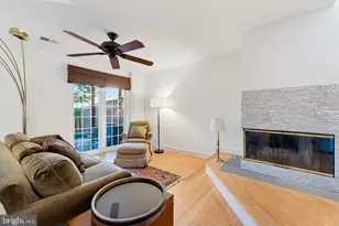 8020 Merry Oaks Ct, Vienna, VA 22182 - Photo 39