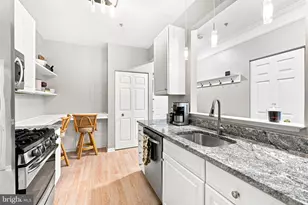 6537 Grange Ln, Alexandria, VA 22315 - Photo 9