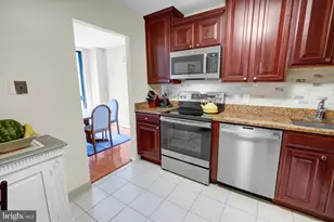 2311 Pimmit Dr, Falls Church, VA 22043 - Photo 11