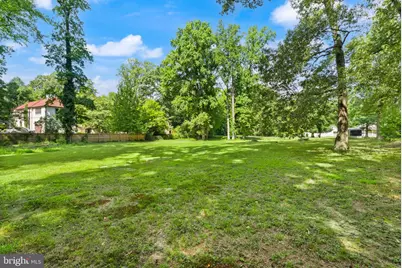 5963 Evergreen Trl, Lorton, VA 22079 - Photo 15