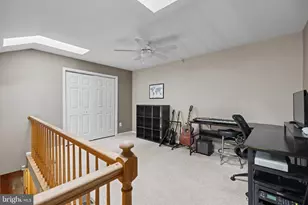 11717 Karbon Hill Ct, Reston, VA 20191 - Photo 33