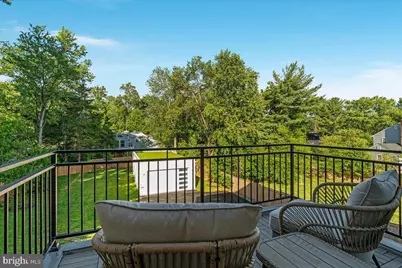 2841 Edgelea Road, Vienna, VA 22181 - Photo 37