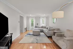 2026 Westwood Forest Dr, Vienna, VA 22182 - Photo 3
