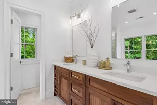7926 Bolling Dr, Alexandria, VA 22308 - Photo 53
