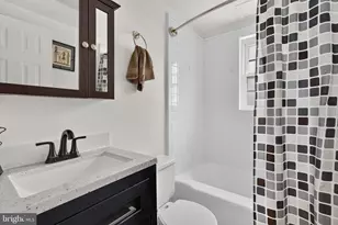 2305 Farrington Ave, Alexandria, VA 22303 - Photo 19