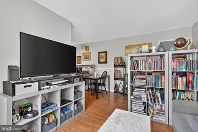 2305 Farrington Avenue #203, Alexandria, VA 22303 - Photo 7