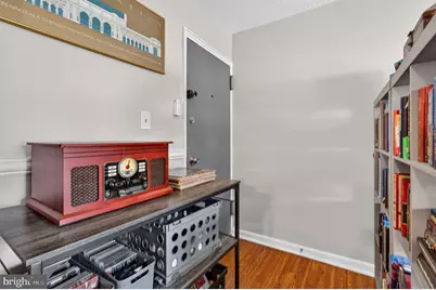 2305 Farrington Avenue #203, Alexandria, VA 22303 - Photo 3
