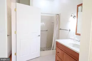 5100 Ampthill Dr, Alexandria, VA 22312 - Photo 7