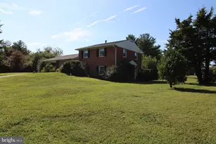5100 Ampthill Dr, Alexandria, VA 22312 - Photo 1