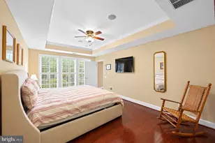 8930 Pink Carnation Ct, Lorton, VA 22079 - Photo 17