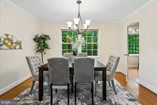 3215 Amberley Ln, Fairfax, VA 22031 - Photo 7